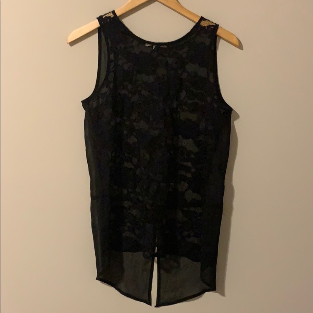 BB Dakota Sheer Top